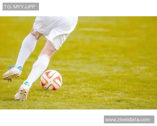 足球场上最具代表性的直线运球球星与速度激情解析